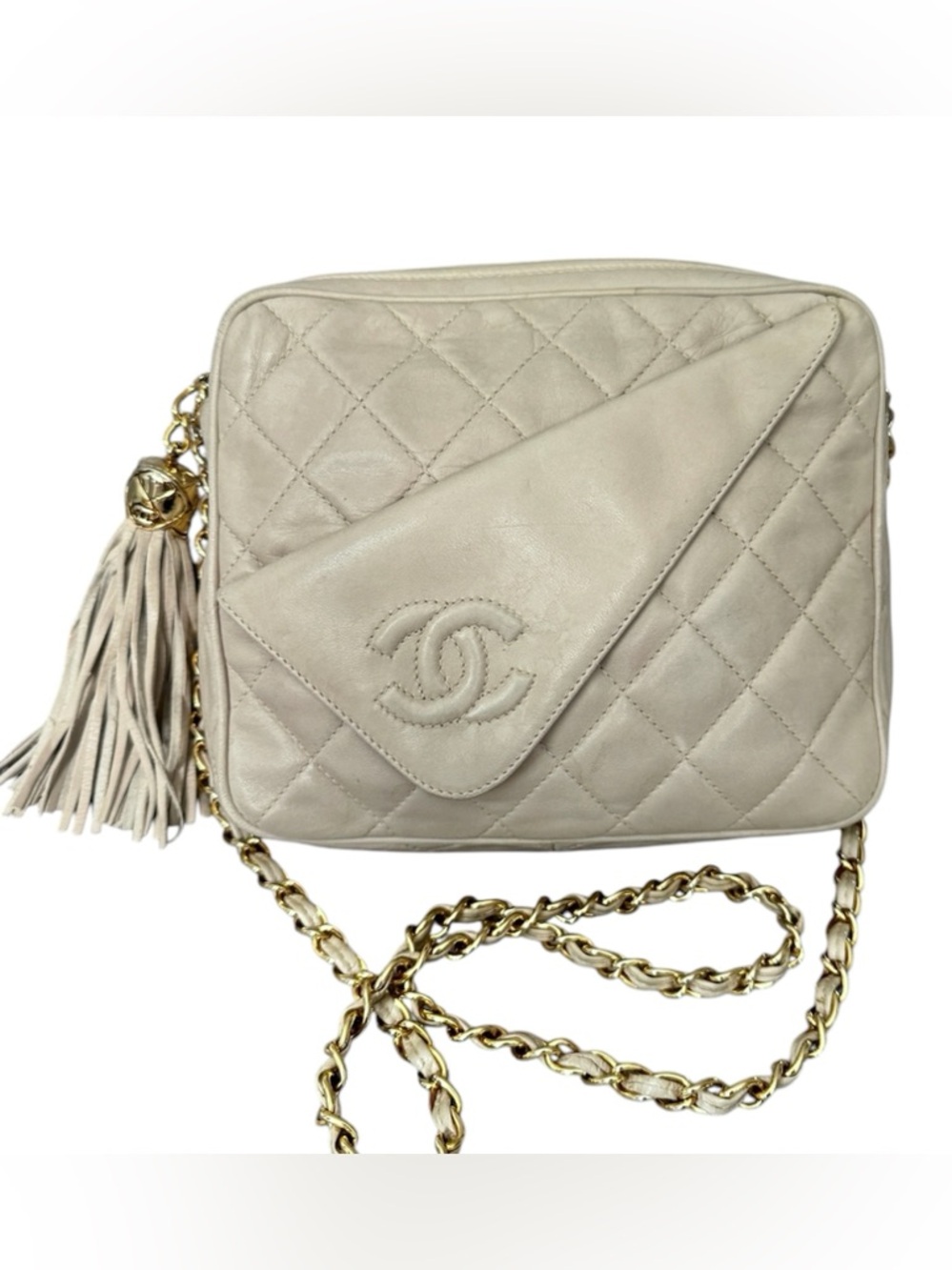 Chanel Vintage Cream Lambskin Camera Crossbody - Picture 5 of 17